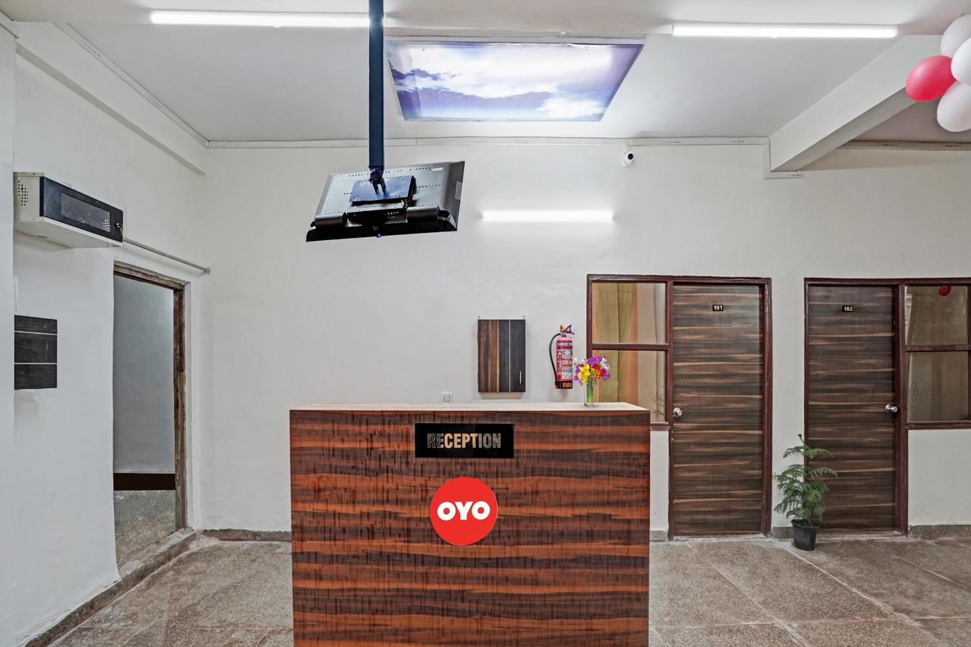 Hotel O Avs Hotel & Restaurant Noida Exterior photo